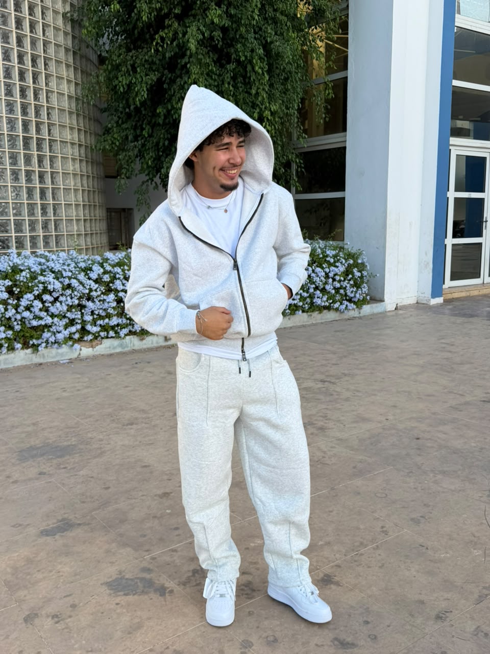 Ensemble sportwear gris clair