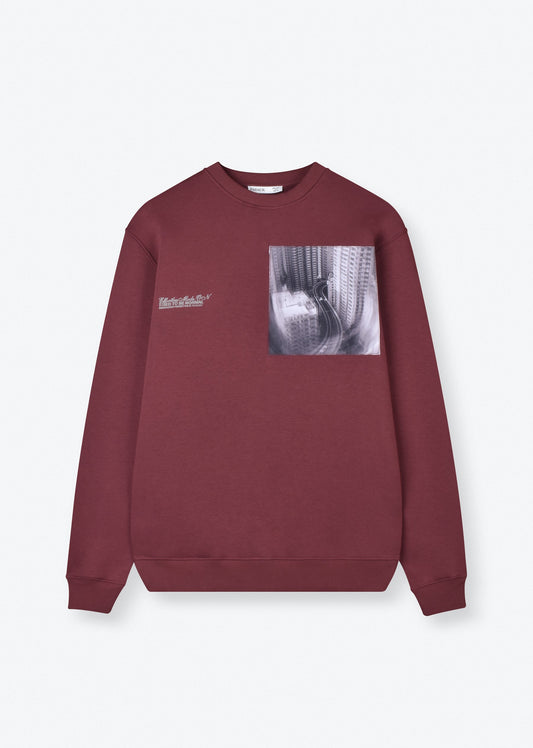 PRINTED PATCH SWEATSHIRT