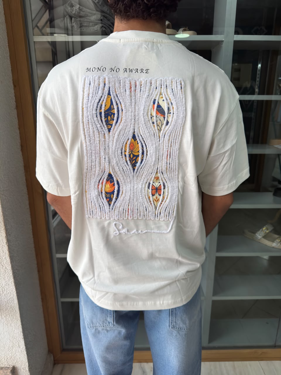 T-shirt oversize  MONO NO AWARE