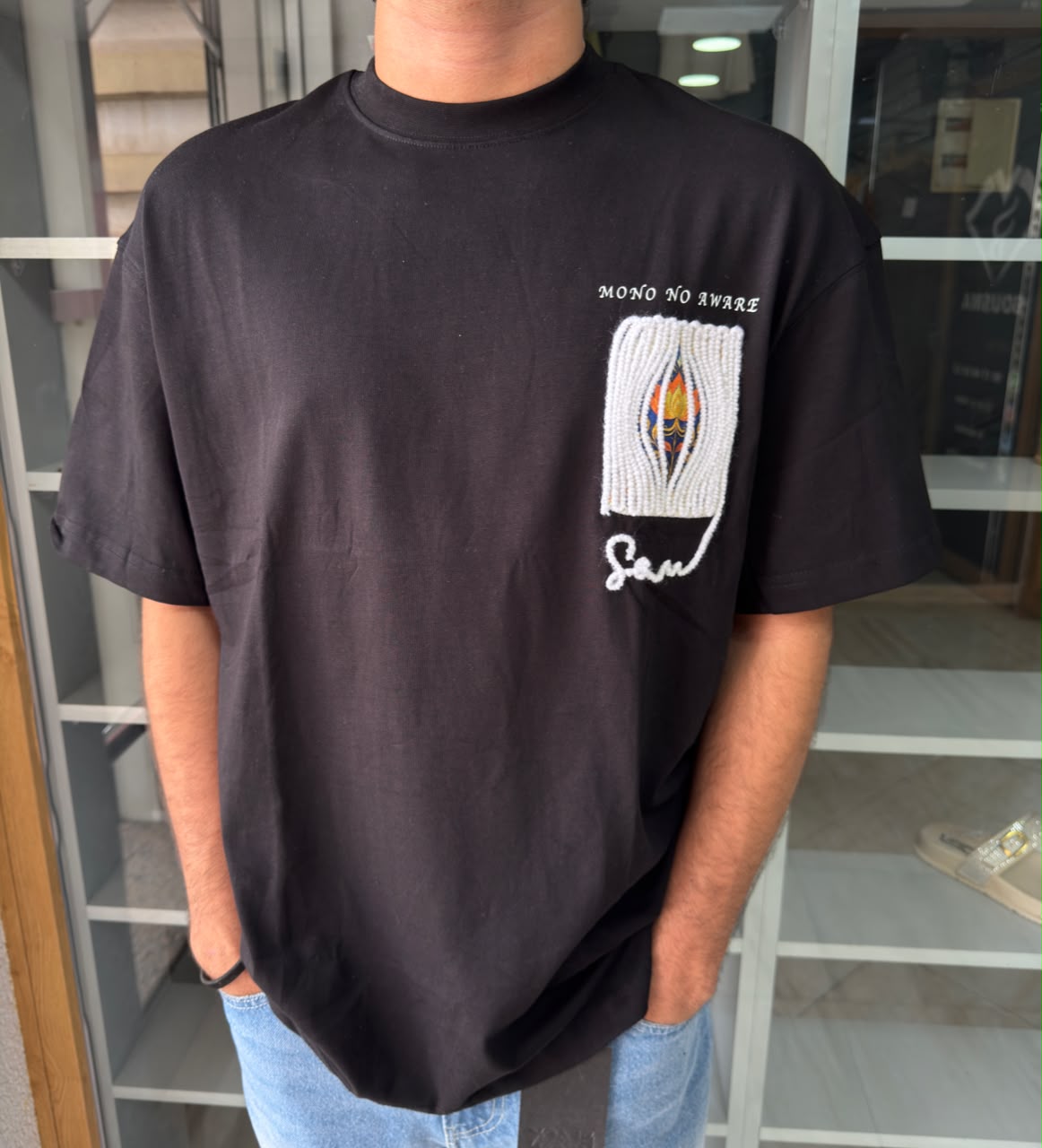 T-shirt oversize  MONO NO AWARE