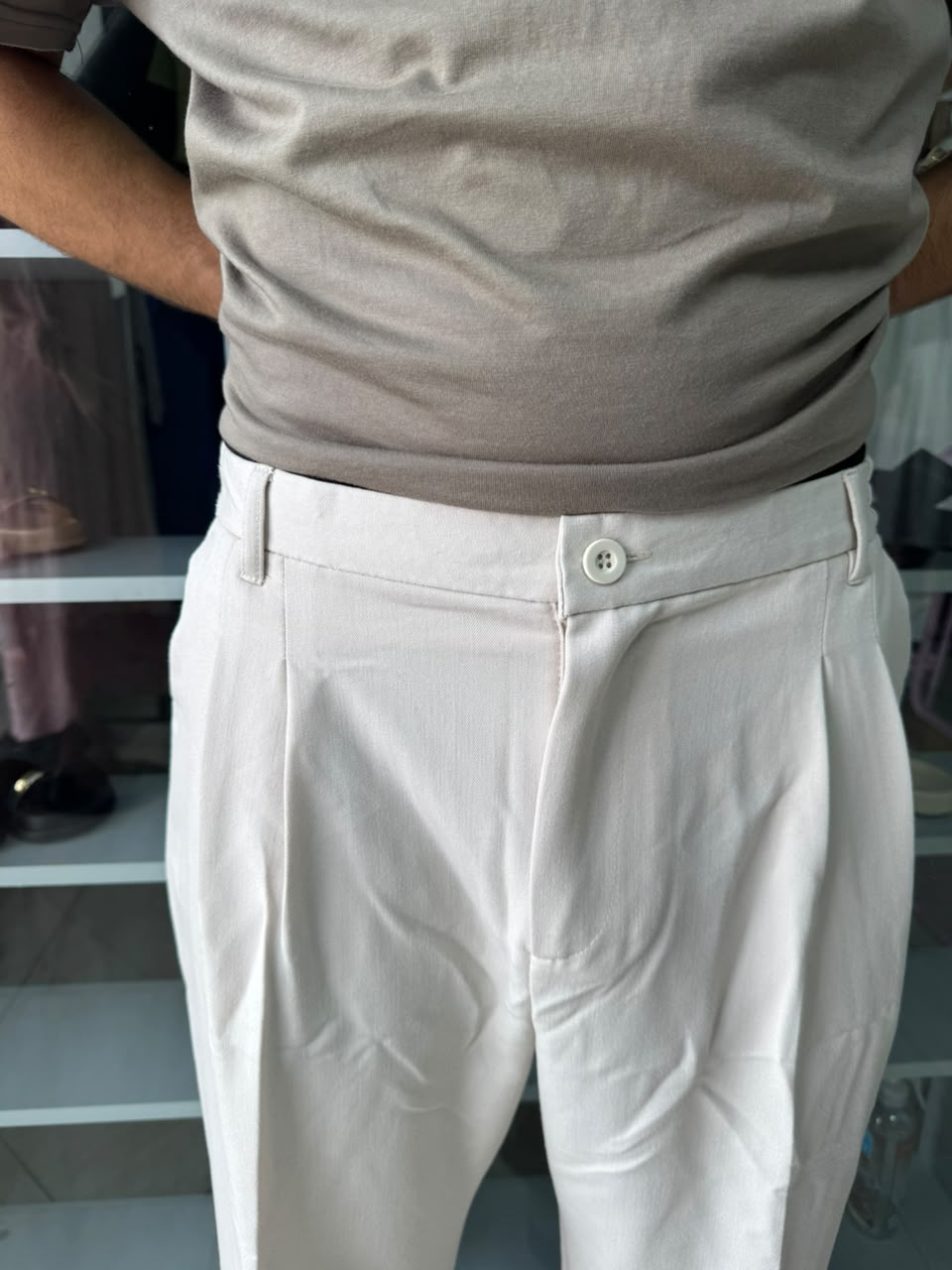 PLEATED WIDE LEG TROUSERS