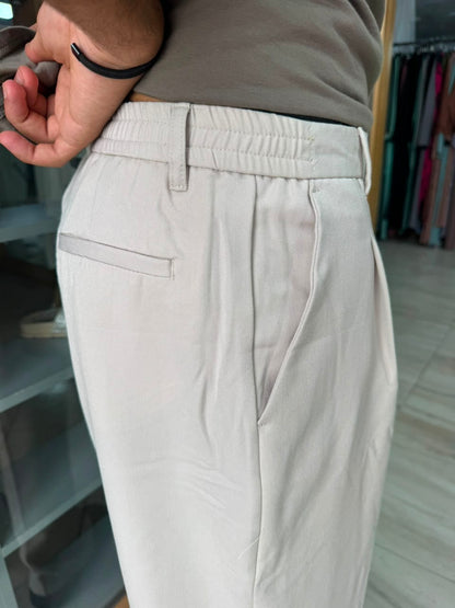PLEATED WIDE LEG TROUSERS