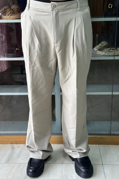 PLEATED WIDE LEG TROUSERS