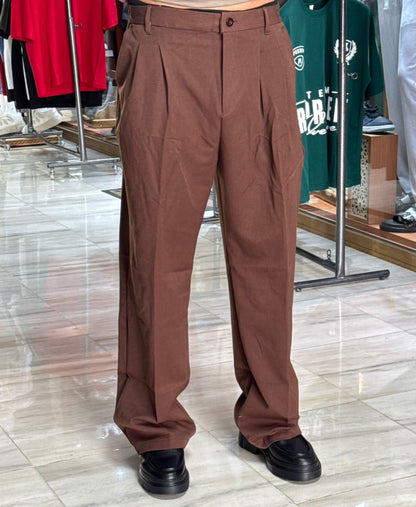 PLEATED WIDE LEG TROUSERS
