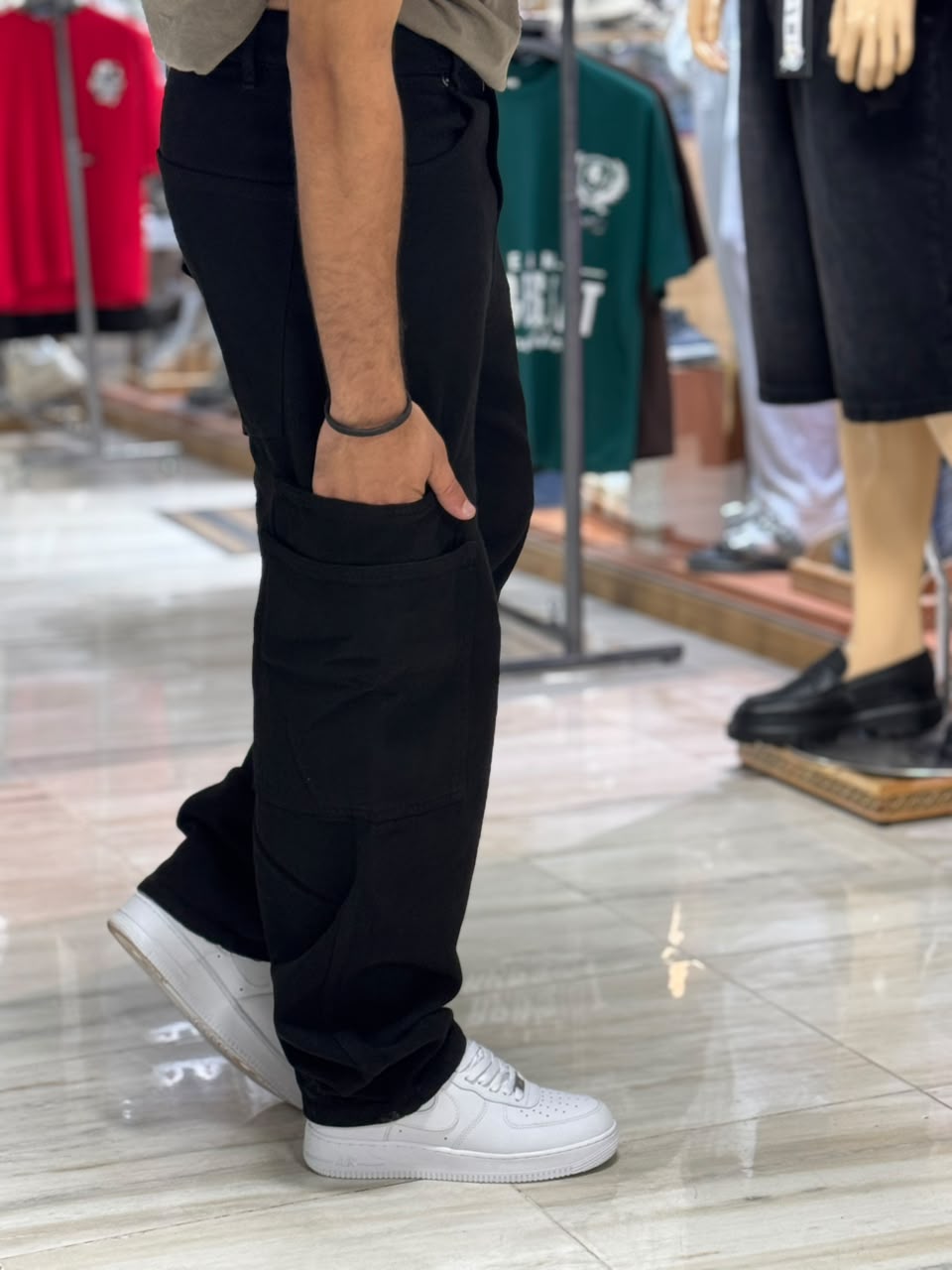 CARGO JEANS DOUBLE POCHE NOIR