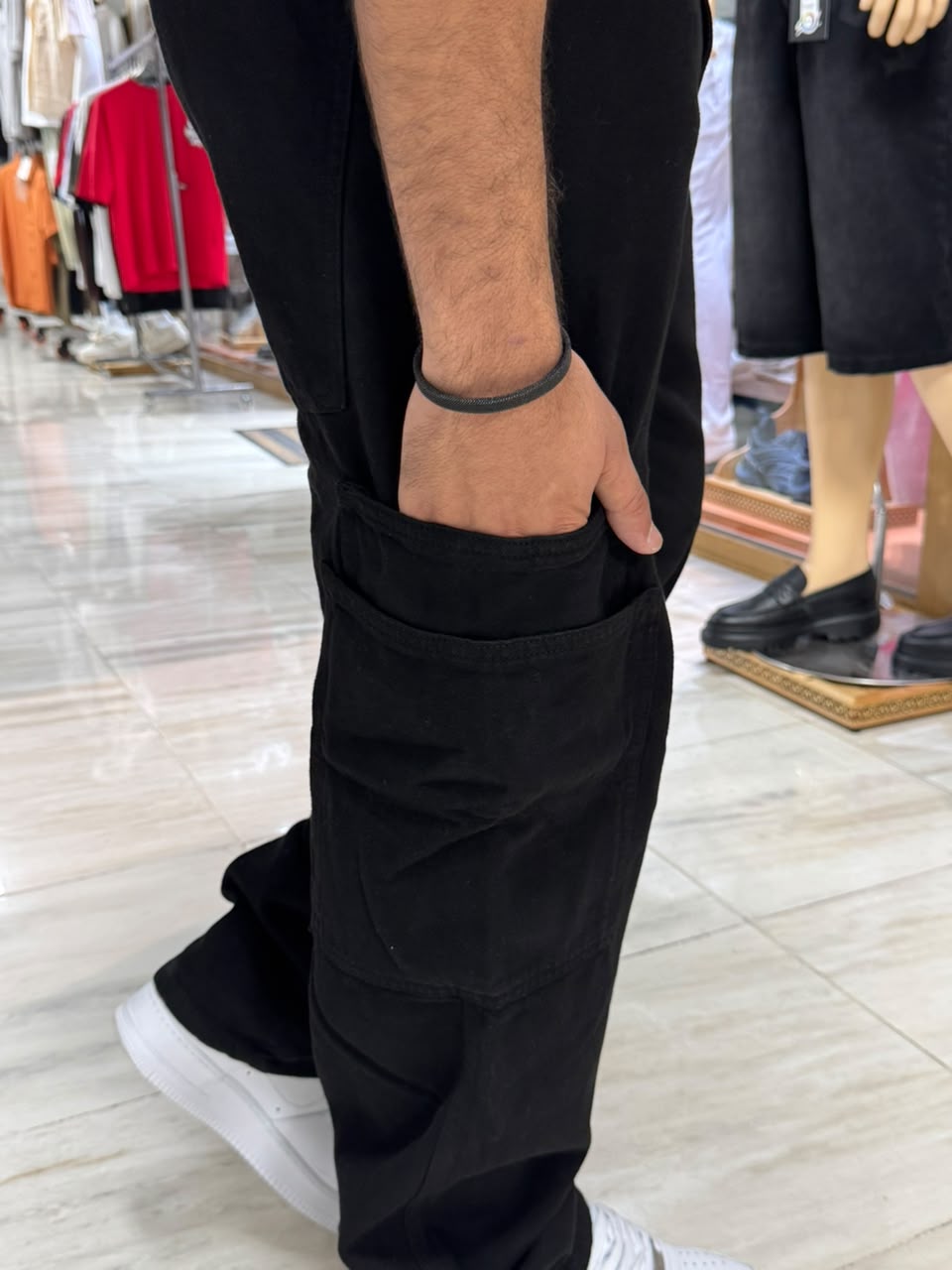 CARGO JEANS DOUBLE POCHE NOIR