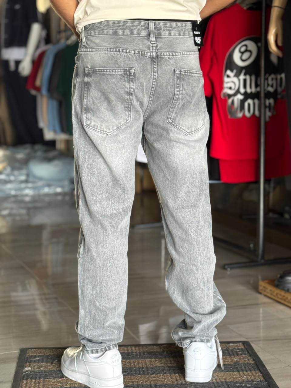 RELAXED FIT JEAN GRIS CLAIR