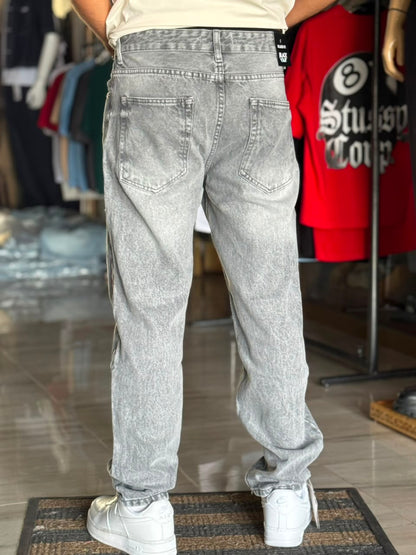 RELAXED FIT JEAN GRIS CLAIR