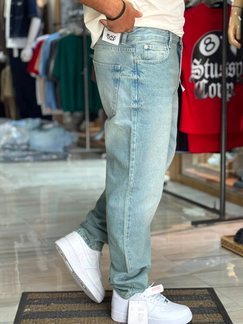 RELAXED FIT JEAN DIRTY