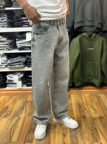 BAGGY JEANS GRIS SIMPLE