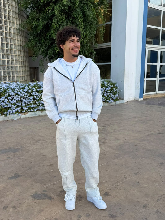 Ensemble sportwear gris clair