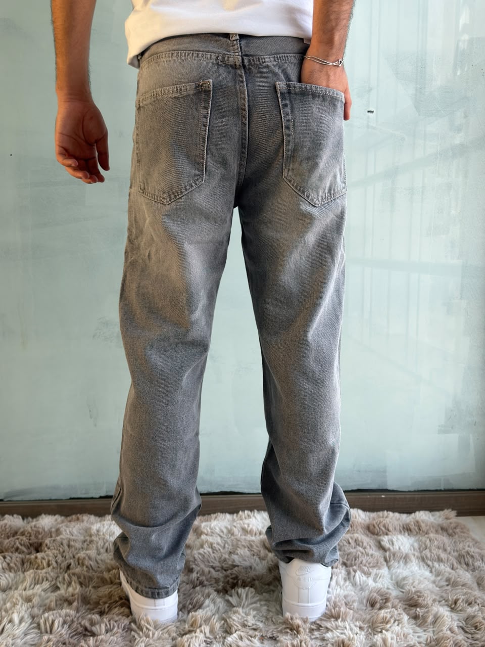 RELAXED JEANS GRIS CLEAR